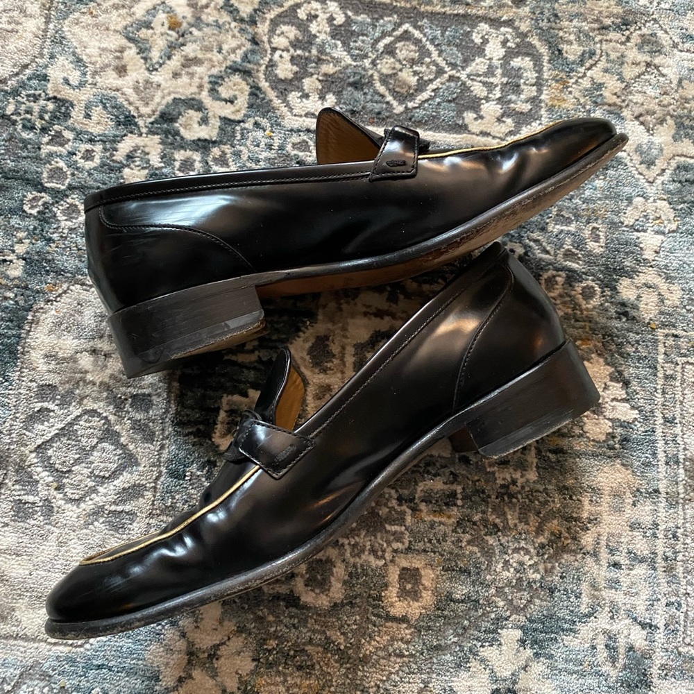 Salvatore Ferragamo black and gold leather loafers sz 8B - Picture 4 of 6